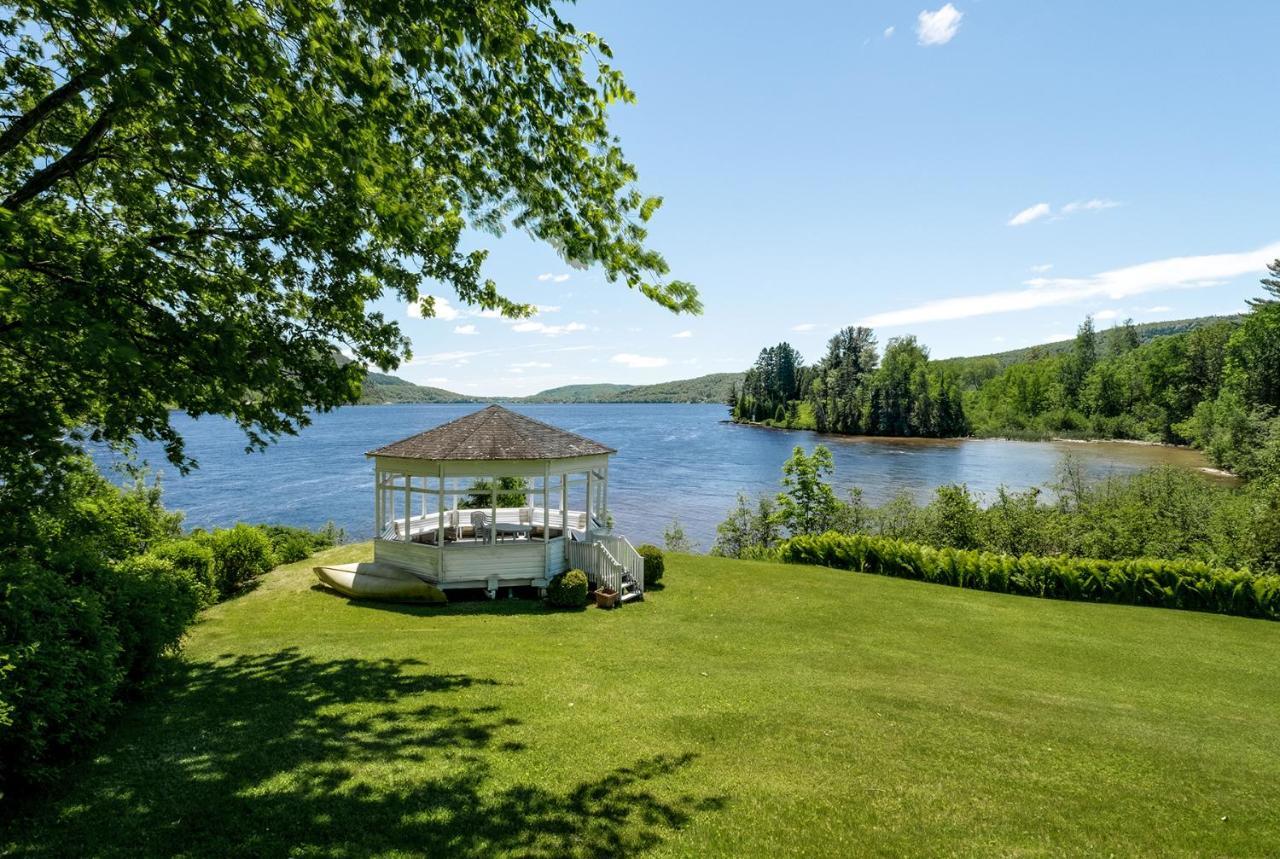 Bed and Breakfast Auberge La Maison Bellemare Saint-Jean-des Piles Екстер'єр фото